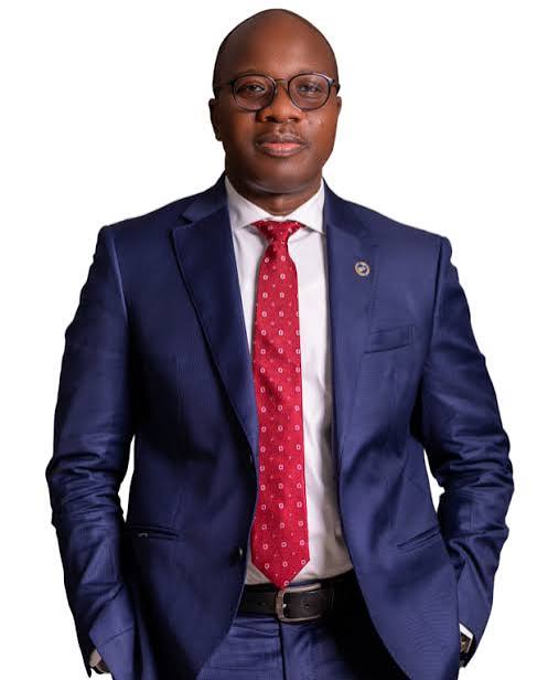 Hon. Mahama Ayariga